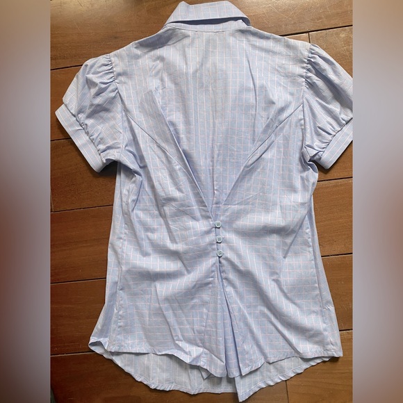 Olian Maternity from Miami ruffle button short sleeved blouse - Picture 2 of 11